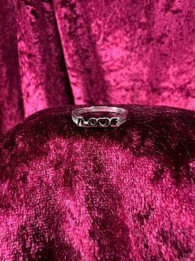 Vintage Sterling Silver LOVE Ring - Heart and Arrow Simple Band - Size 5.25
